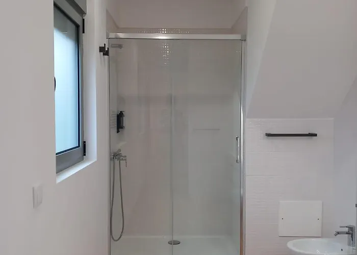 Cantinho Dos Avos - *