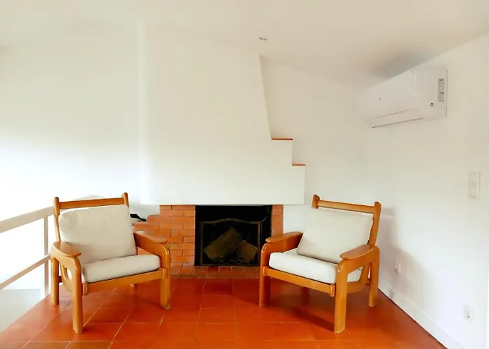 Holiday home Cantinho Dos Avos - *